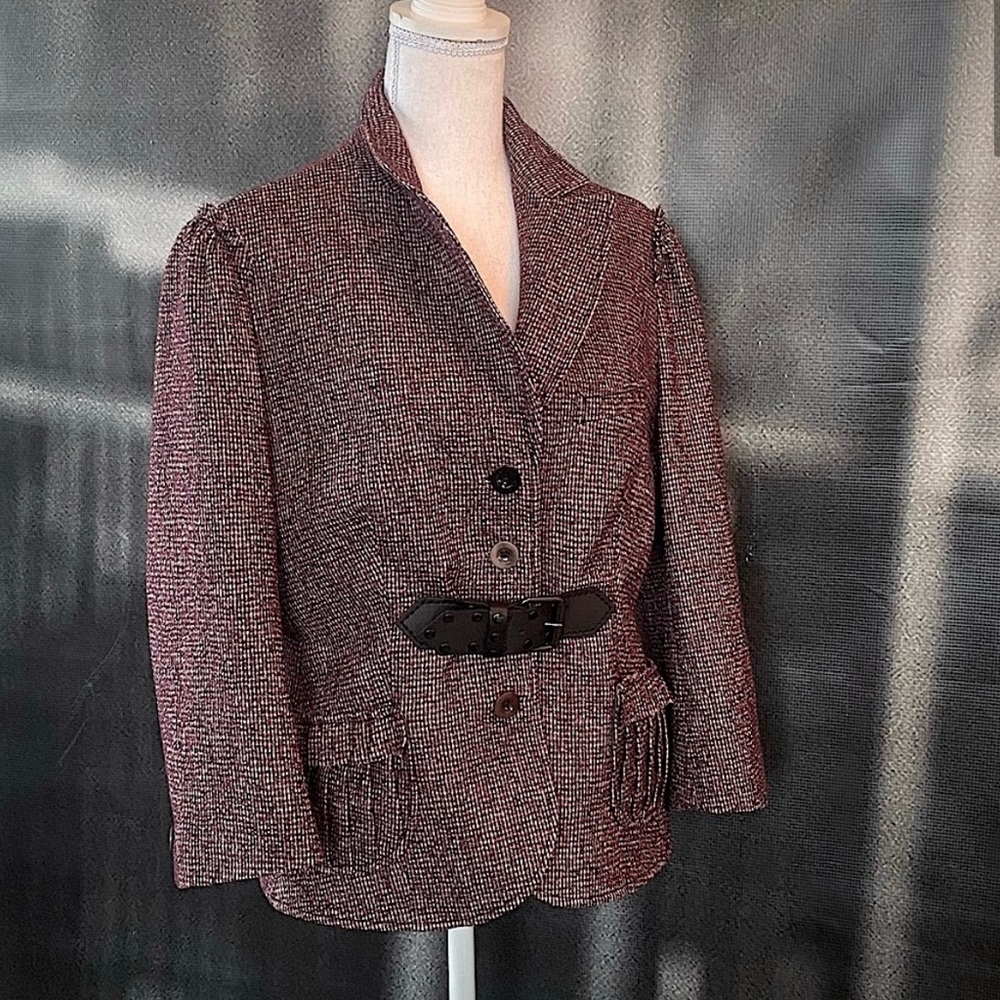 Hugo Boss Purple Tweed Blazer w/back Pleating 6/8 and leather belt